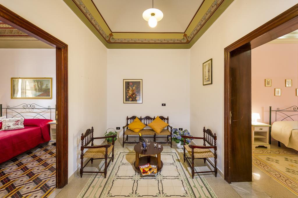 فندق Agli Affreschi كاستيلاّماري ديل غو المظهر الخارجي الصورة